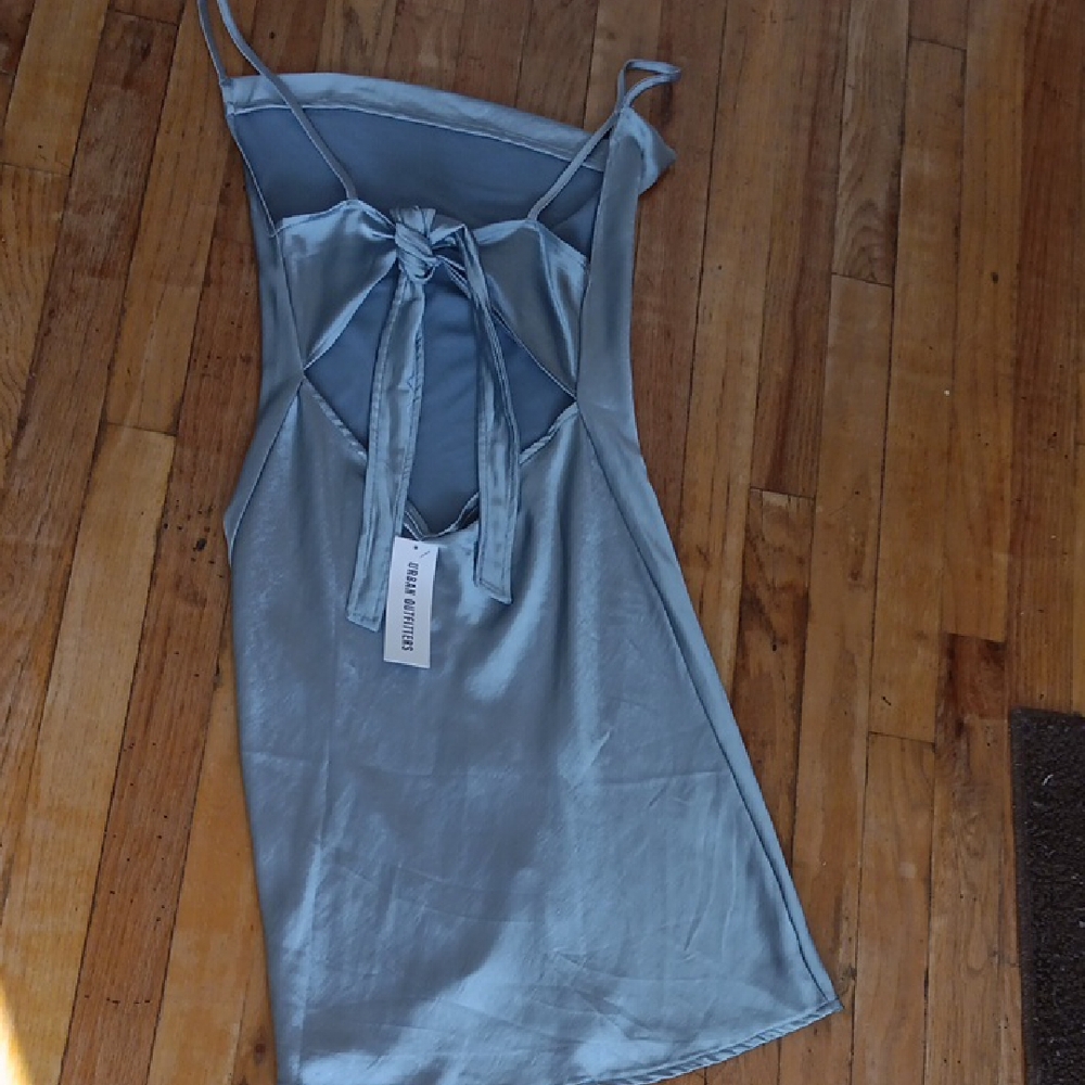 Urban Outfitters Satin Dress L Nwt - Picture 2 of 4